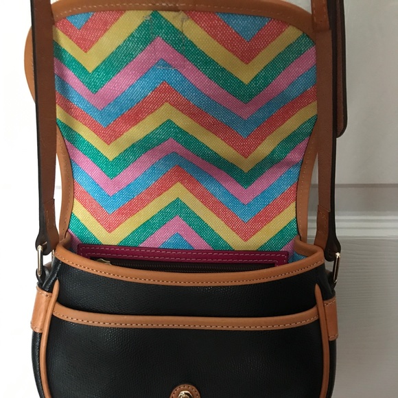 NWOT-Dooney and Bourke Field Bag - Picture 7 of 11